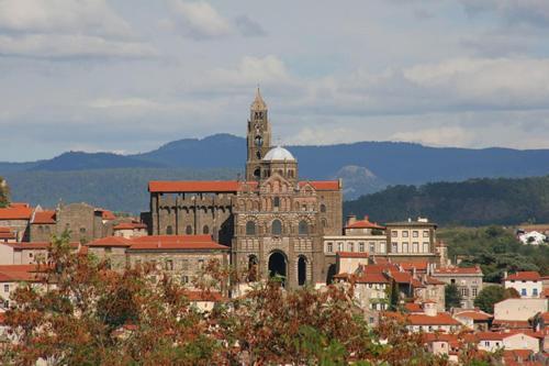 Апартаменты Logis Du Cagaire Le Puy-en-Velay Экстерьер фото